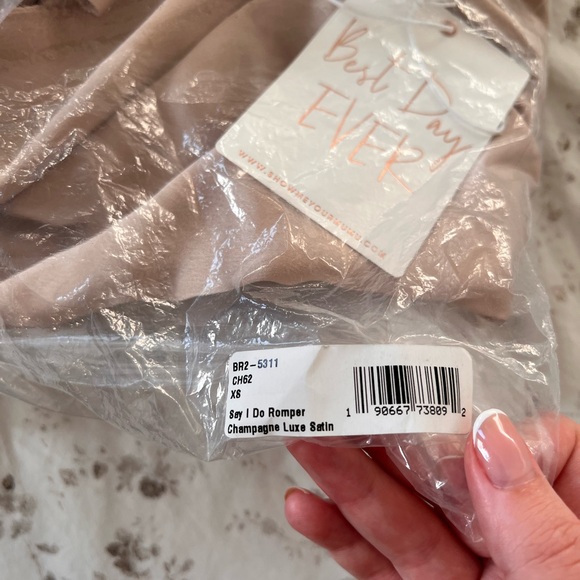 Show Me Your Mumu getting ready romper in champagne! - Picture 4 of 4